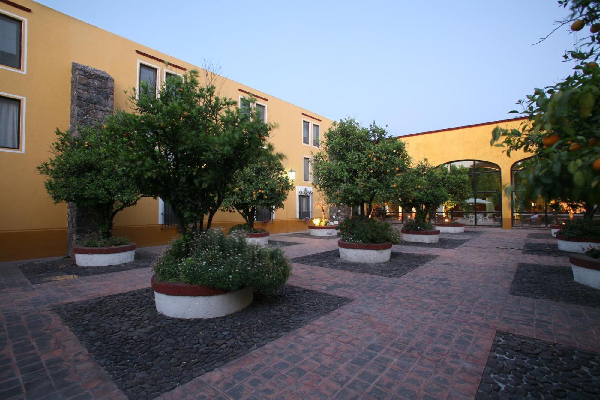 Hacienda Jurica By Brisas